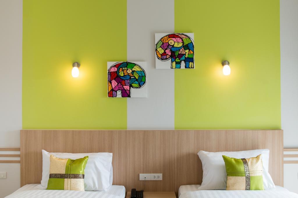 Phant At Thalang Service Apartment Extérieur photo